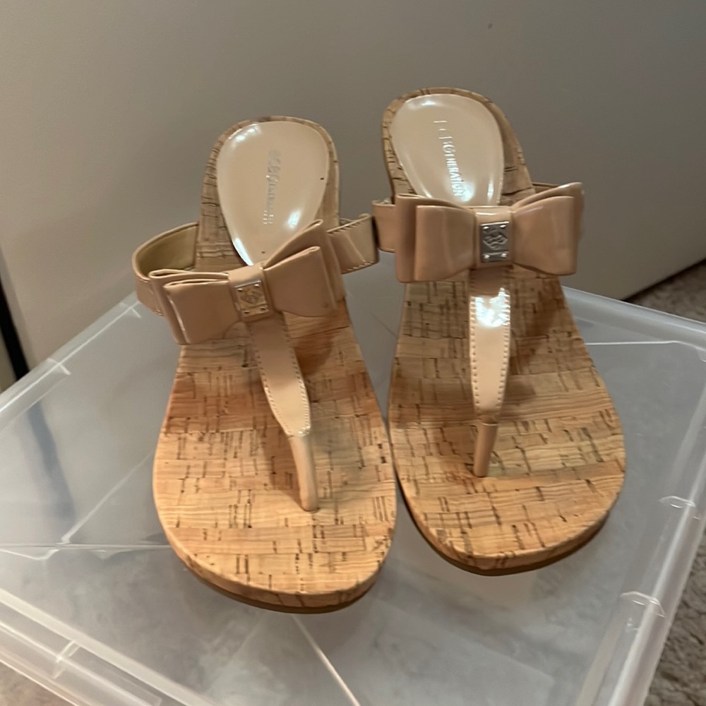 BCBG wedges
